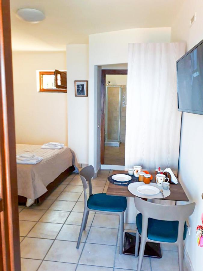 Residence Gregory Filicudi Pecorini Экстерьер фото