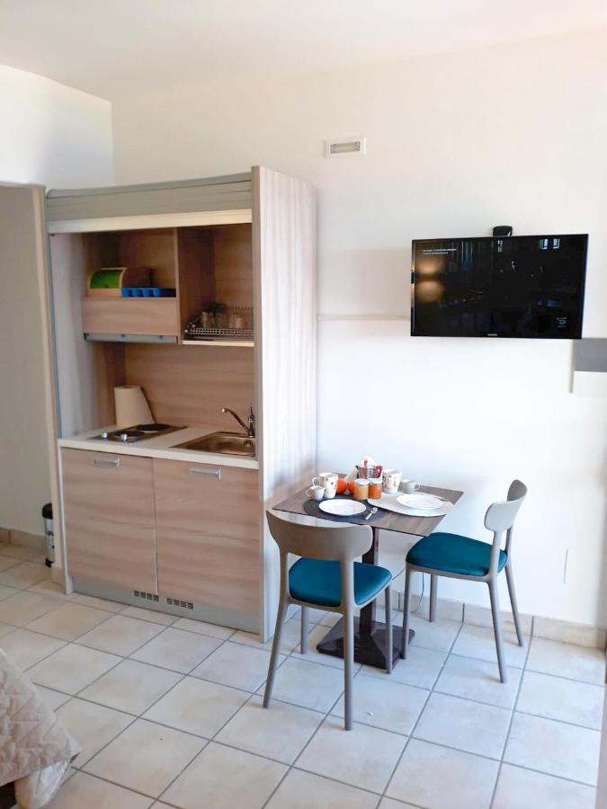 Residence Gregory Filicudi Pecorini Экстерьер фото