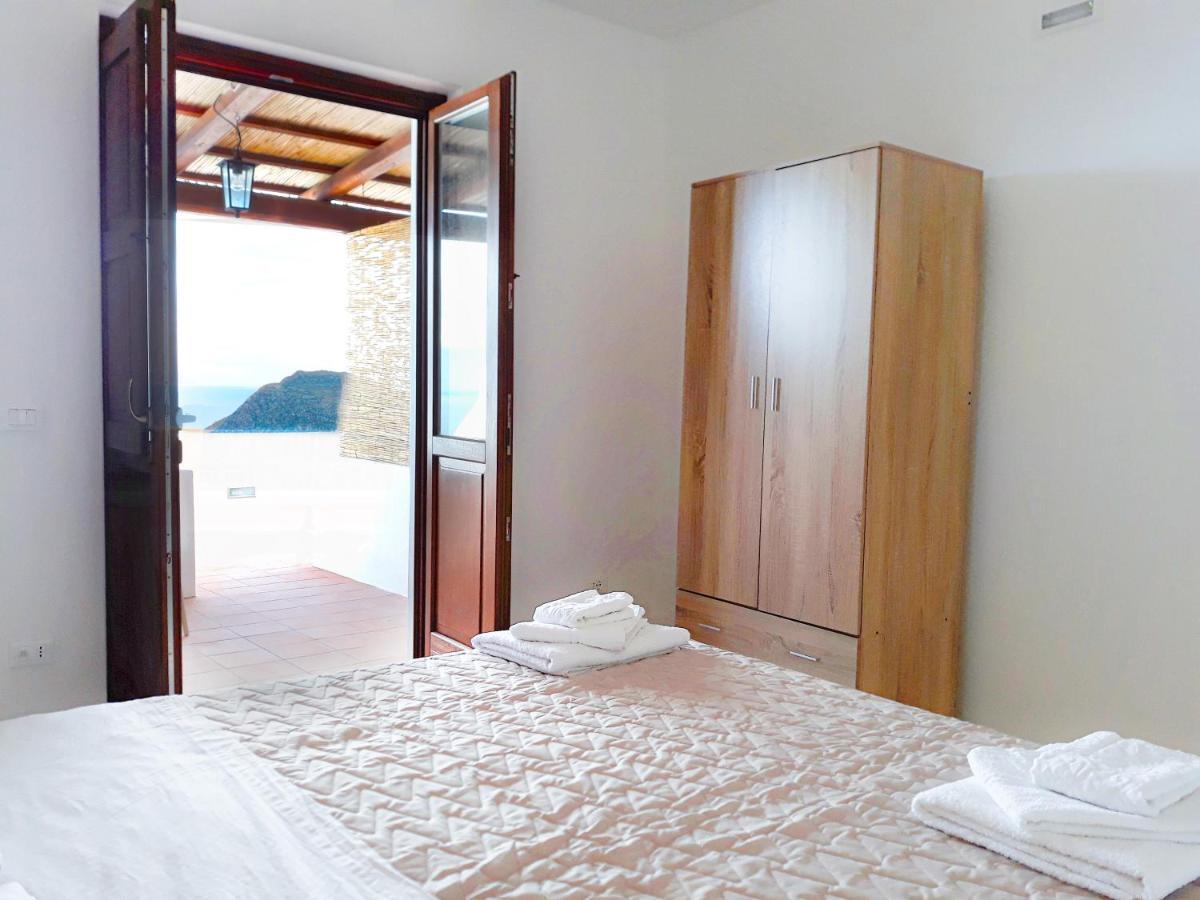 Residence Gregory Filicudi Pecorini Экстерьер фото